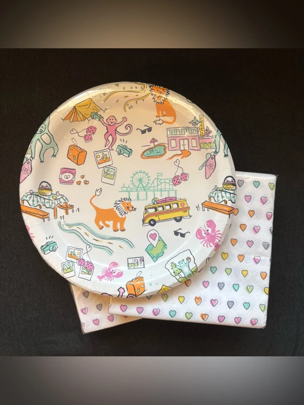 Roller Rabbit x Target 10-count Paper Plates & 60-count Disco Hearts Wave Napkin